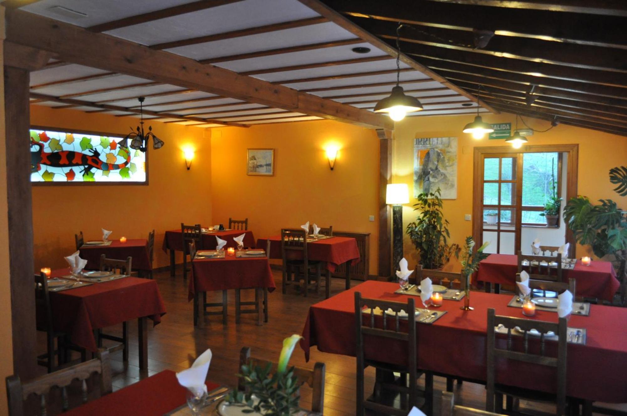 Hotel Torrecerredo Arenas De Cabrales Esterno foto